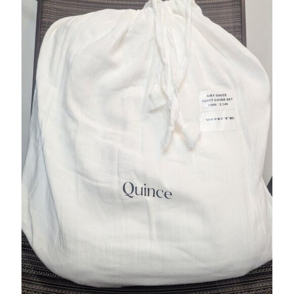 Quince 100% European Linen Duvet Cover 2PC Set Color White Size Twin -NEW- - Picture 1 of 6
